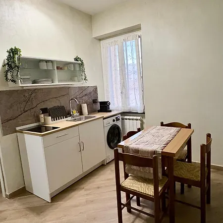 La Dimora Di Bilbo Metro B