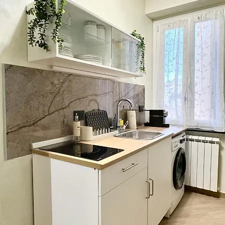 Appartement La Dimora Di Bilbo Metro B Rome